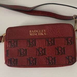 BADGLEY MISCHKA Madalyn
Fanny Pack